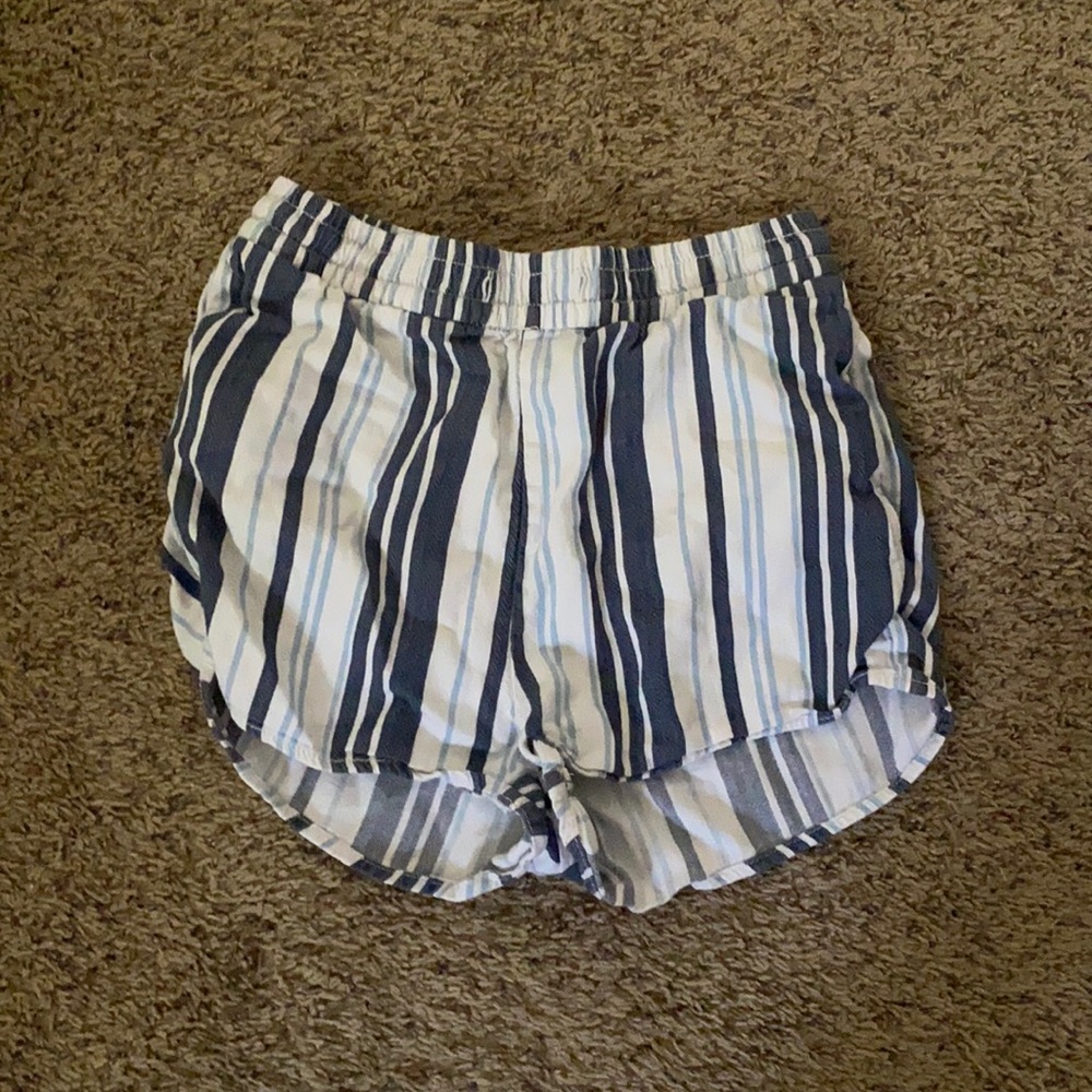 striped shorts